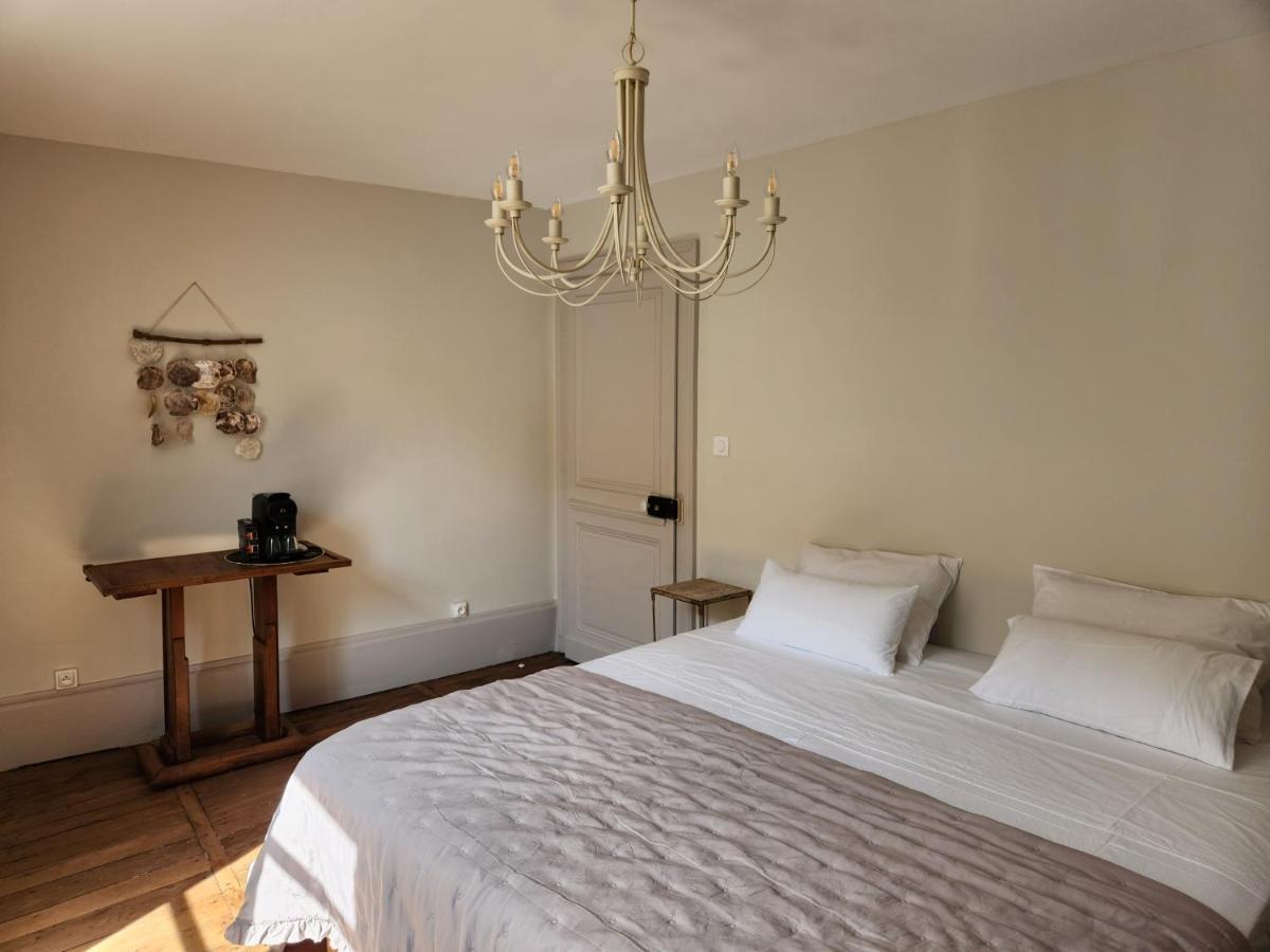 Le Zola Aparthotel Μπουρζ Εξωτερικό φωτογραφία